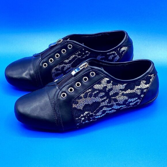 Theme Shoes - THEME Vintage Black Shoes Silver & Black Netting embellishments Zip Closure (10)